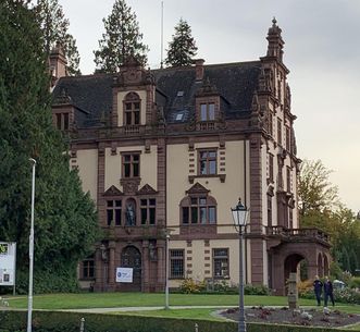 Kur- und Schlosspark Badenweiler, Großherzogliches Palais 